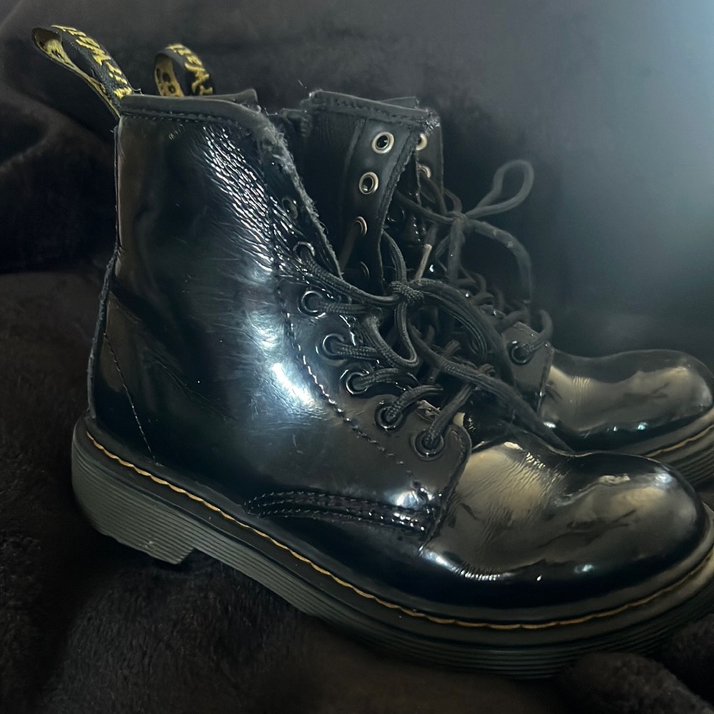 Dr. Martens kids black